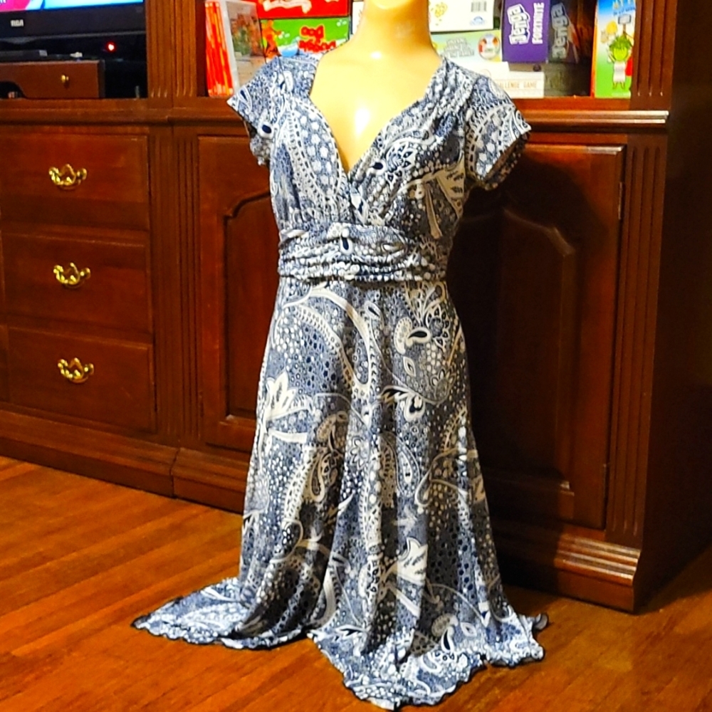 Vol 1 Juniors Handkerchief Trim Dress